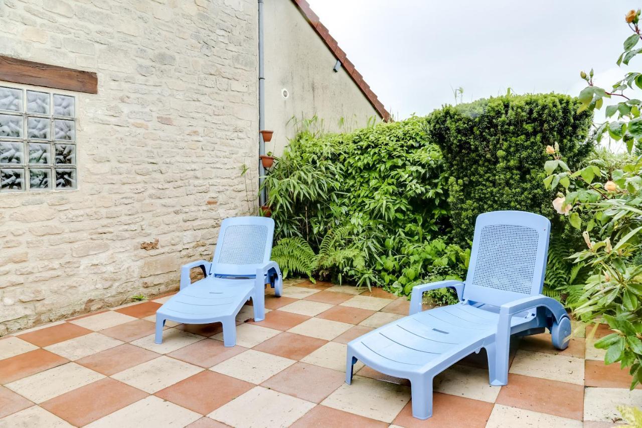 Isida, Maison Spacieuse Avec Terrasse Et Stationnement Caen Exterior photo